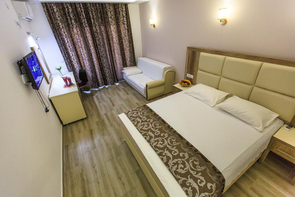 أولتْسي Hotel Edita المظهر الخارجي الصورة
